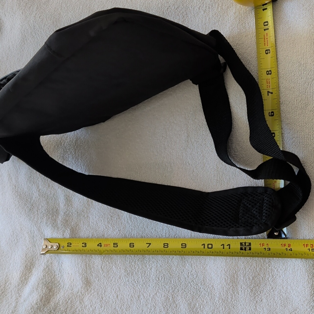 Harley Davidson Black Sling Bag - Picture 9 of 9